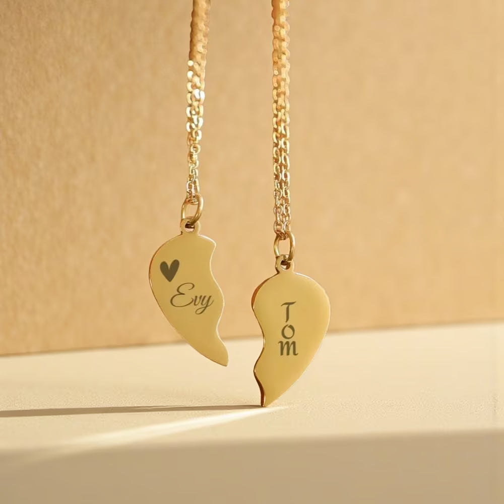 Gepersonaliseerde kettingen (set van 2) met half hartje-hanger - Keelin Design
