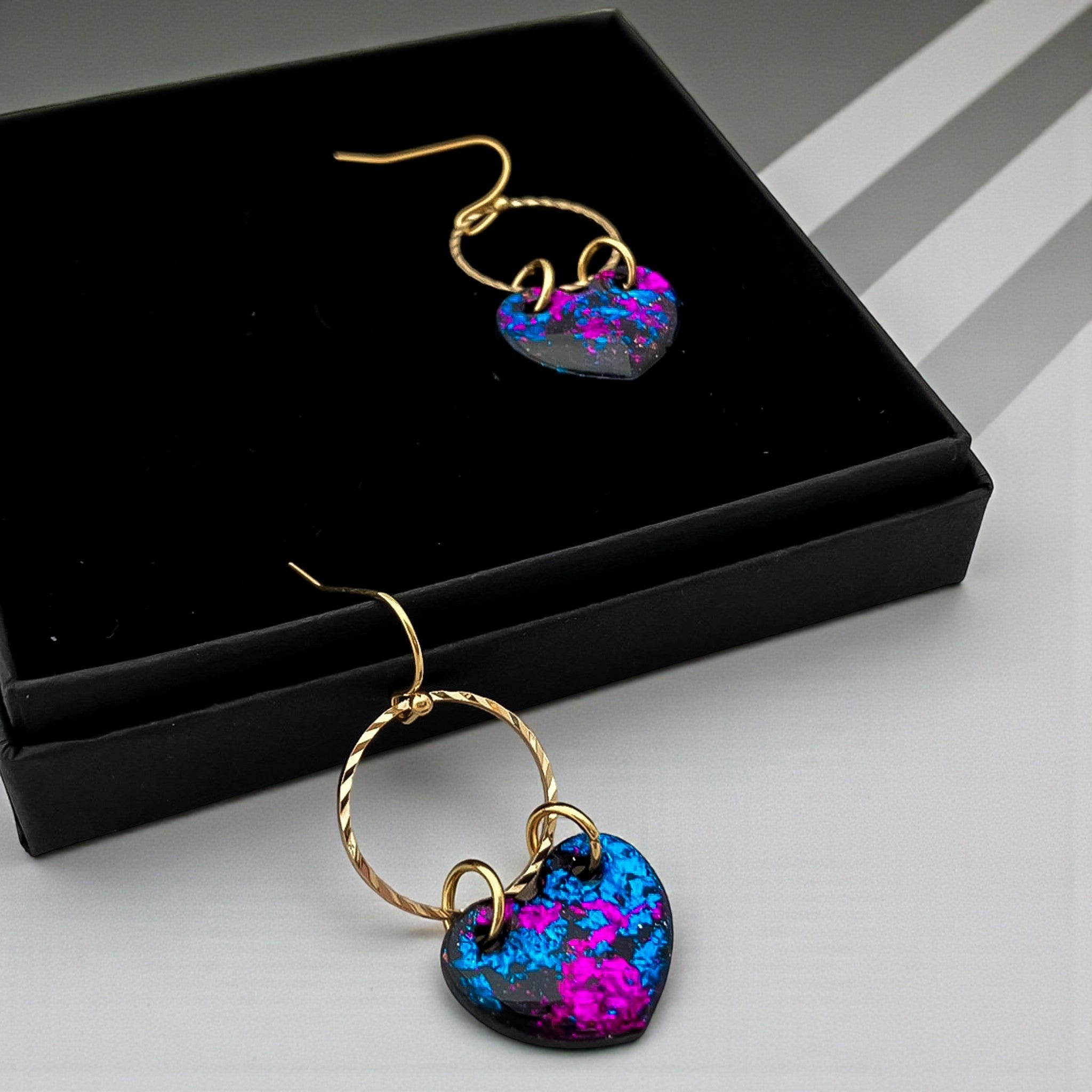 Rosalie – Hartjes Oorbellen met Oorhaakjes - Keelin Design