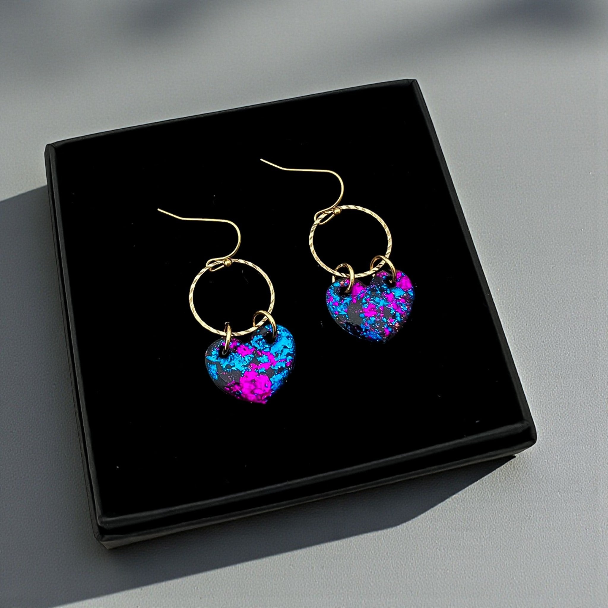 Rosalie – Hartjes Oorbellen met Oorhaakjes - Keelin Design