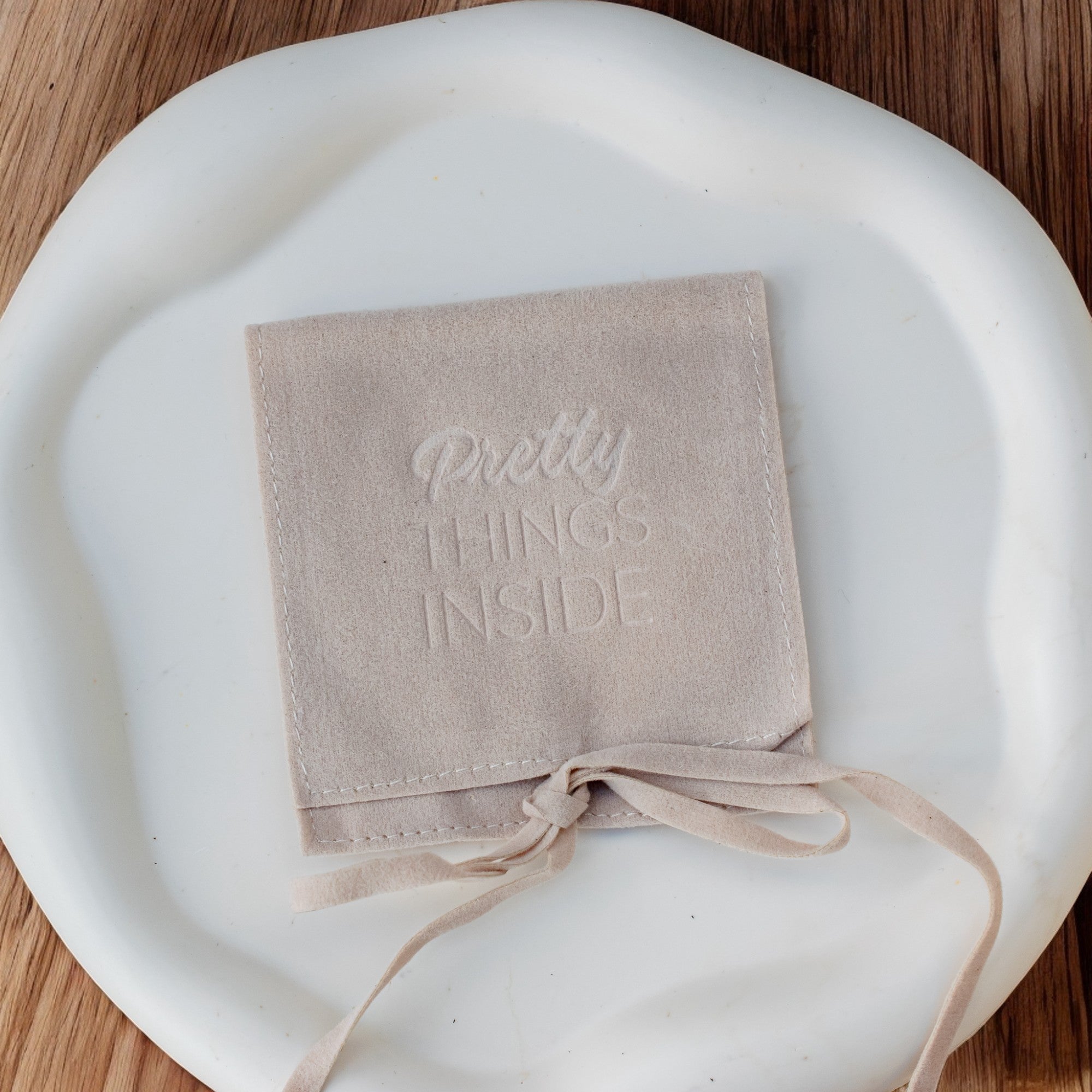 Sieradenzakje "Pretty THINGS INSIDE" - Beige - Keelin Design