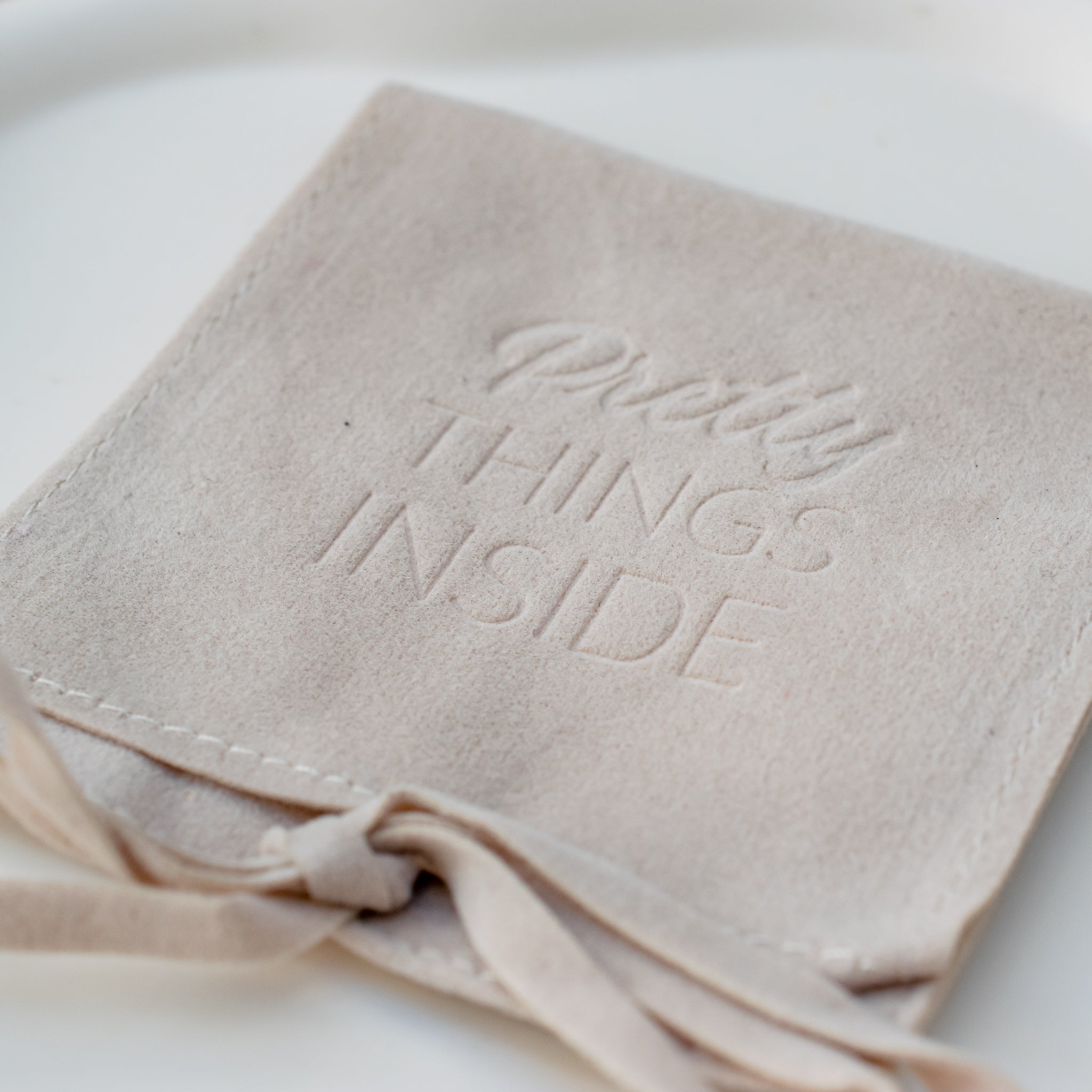 Sieradenzakje "Pretty THINGS INSIDE" - Beige - Keelin Design